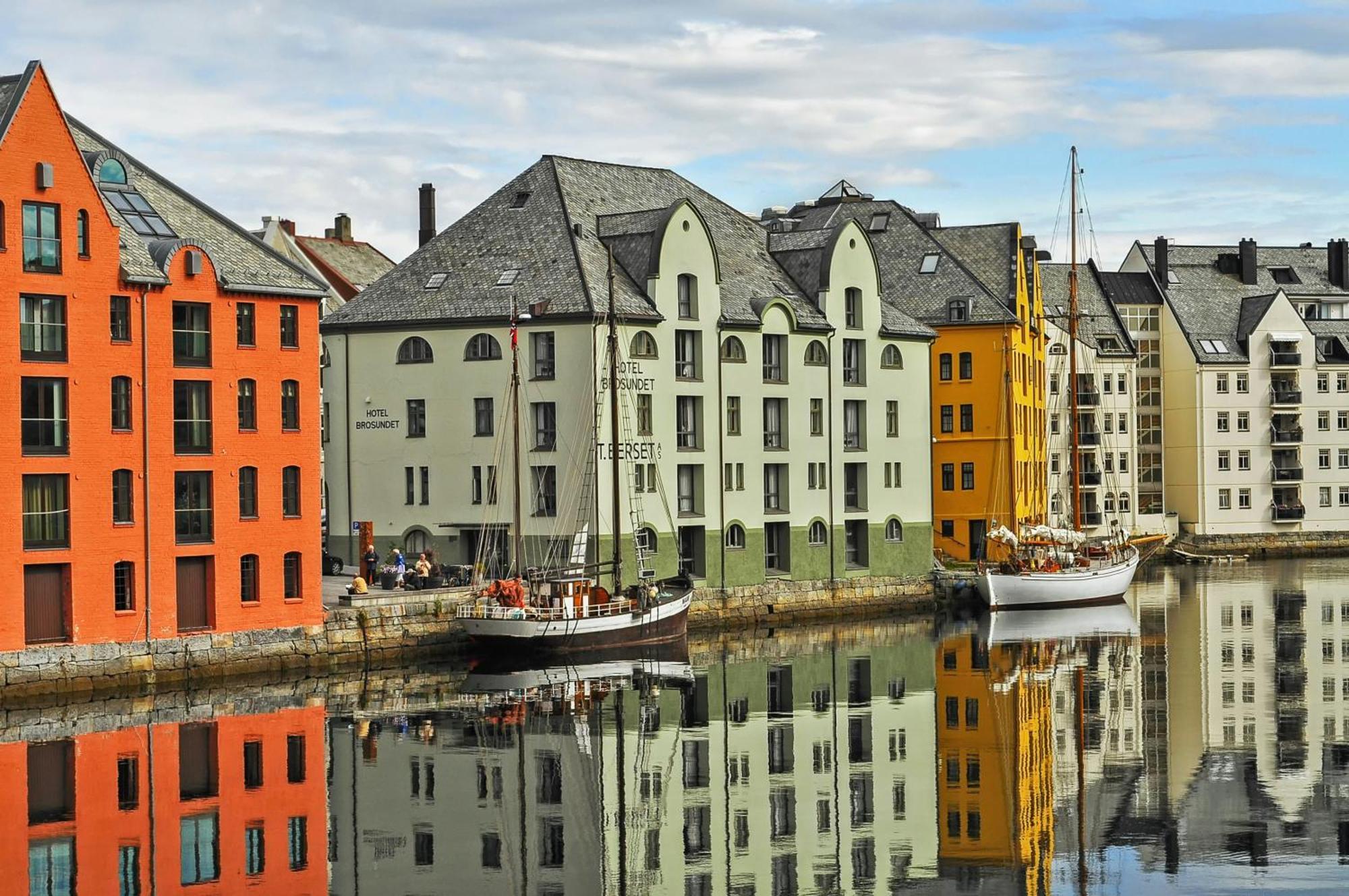 Unik Leilighet I Alesund Sentrum Exterior photo